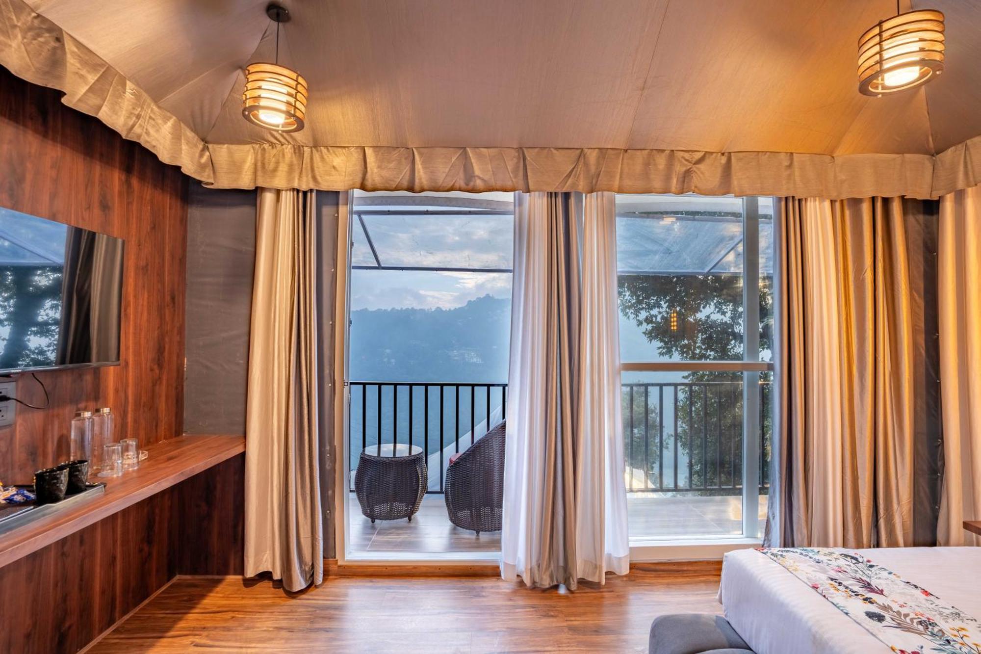 Hotel The Whispering Oaks Nainital Zewnętrze zdjęcie