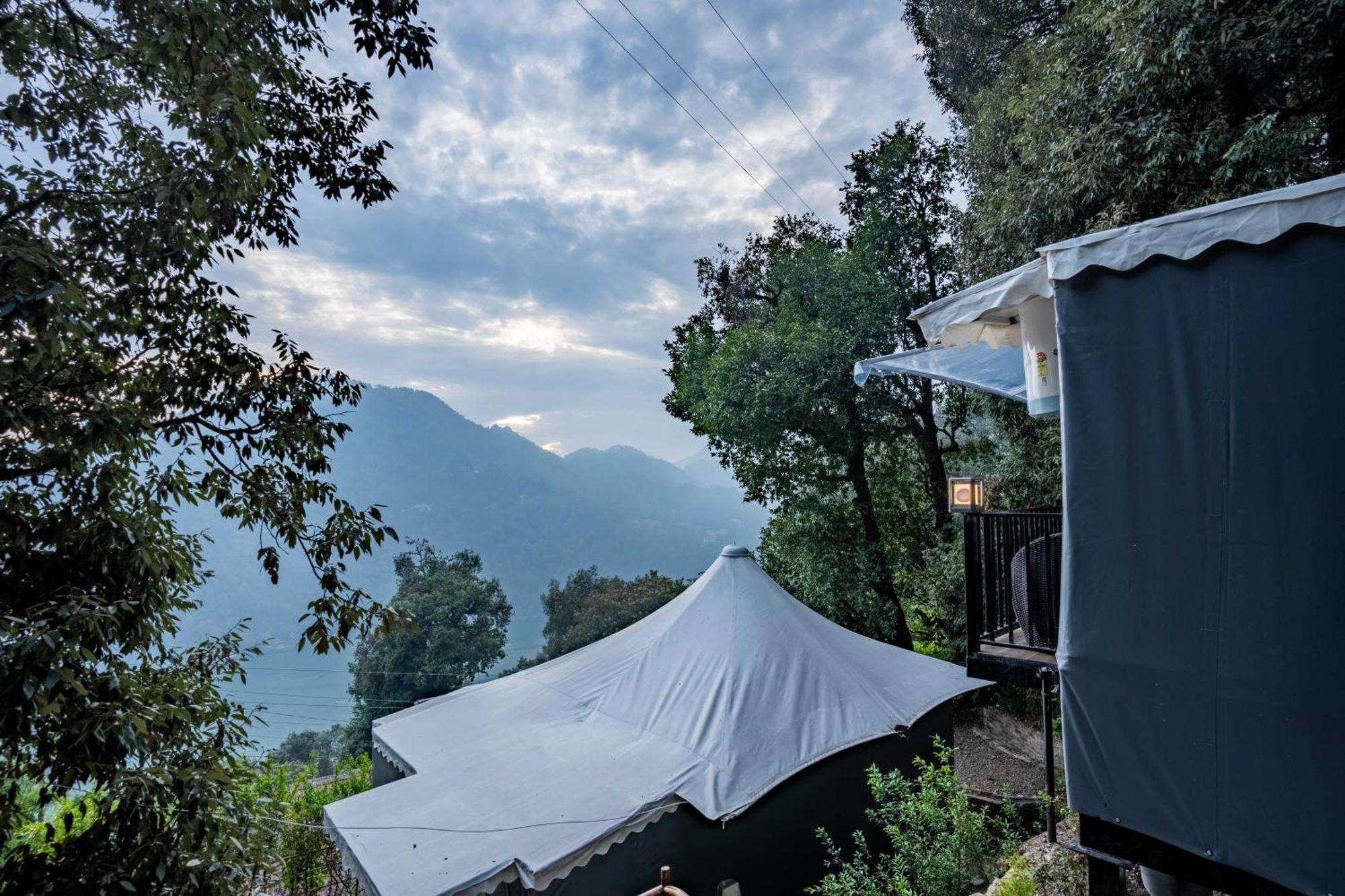 Hotel The Whispering Oaks Nainital Zewnętrze zdjęcie