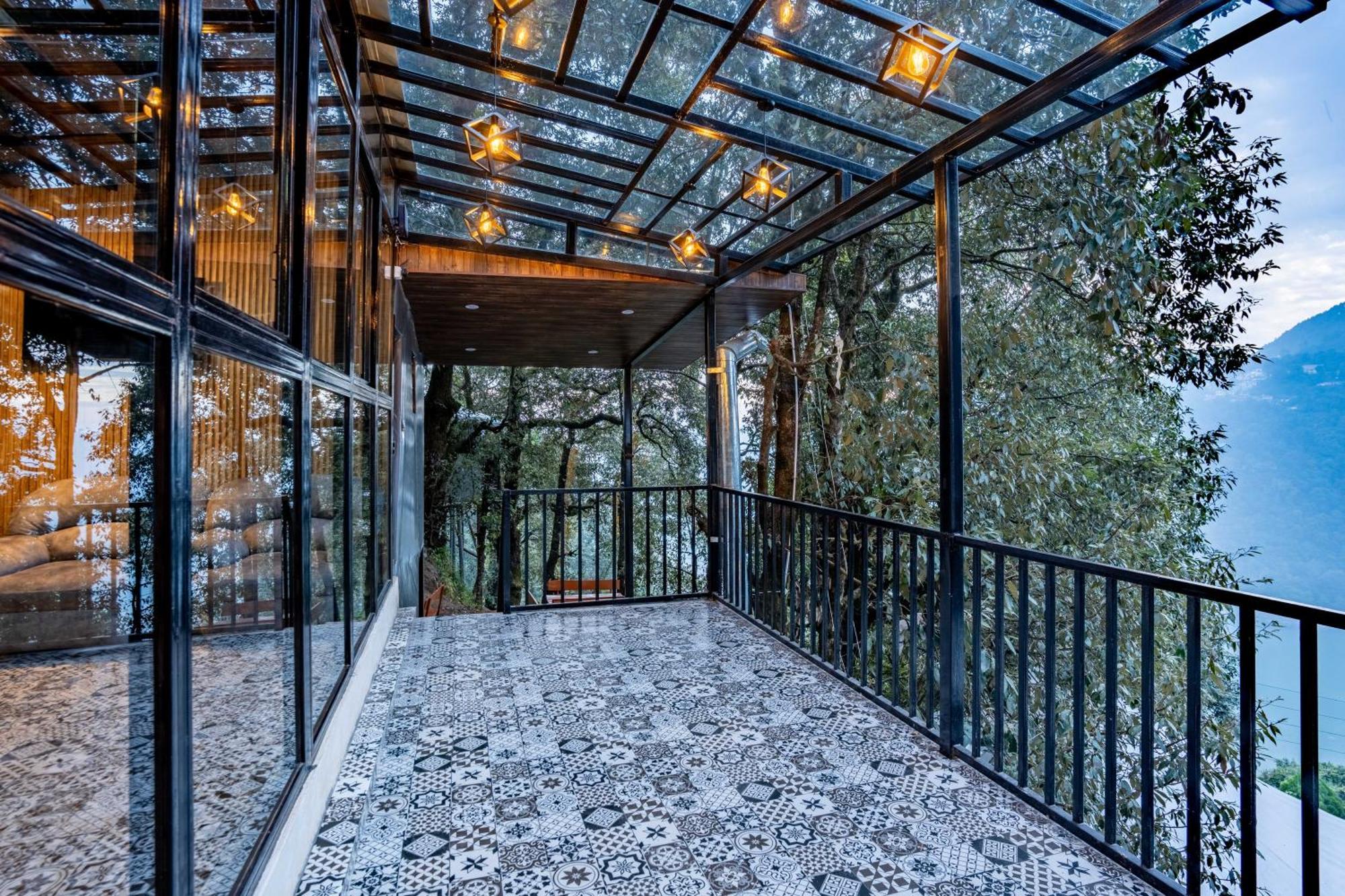 Hotel The Whispering Oaks Nainital Zewnętrze zdjęcie